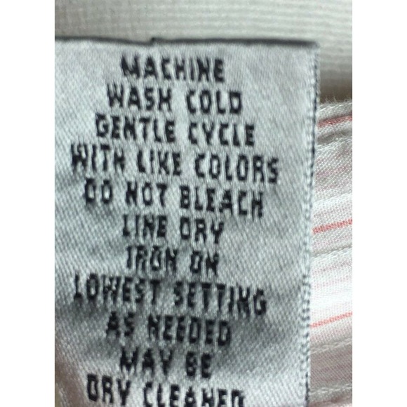 Chicos Women's Pink Embroidered Button Up Shirt Size Medium - Picture 8 of 8